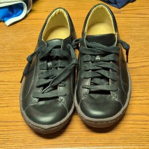 Clarks Originals Black Leather Lace-Up Sneakers *Rare*